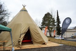 RWS Shooting Day 2017 Tipis auf dem RUAG Gelände beim RWS Shooting Day
