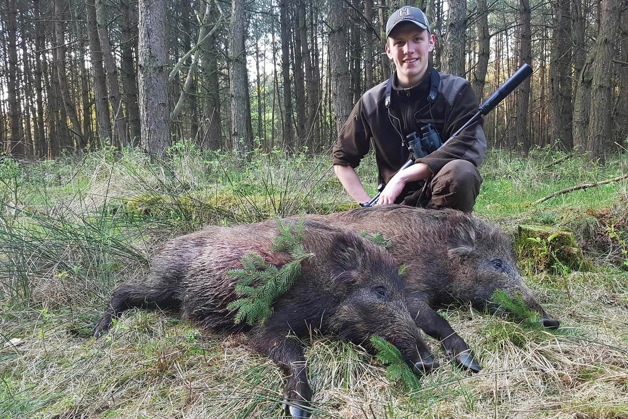 Jäger Body Kinder Nachwuchs Jagd Bodie Wildschwein Wildsau Jagdhund Jägerin Hunt 