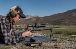 Swarovski Hunting Summit 2018 in Kroatien. Teilnehmer bei der Challenge am Swarovski Hunting Summit 2018.
