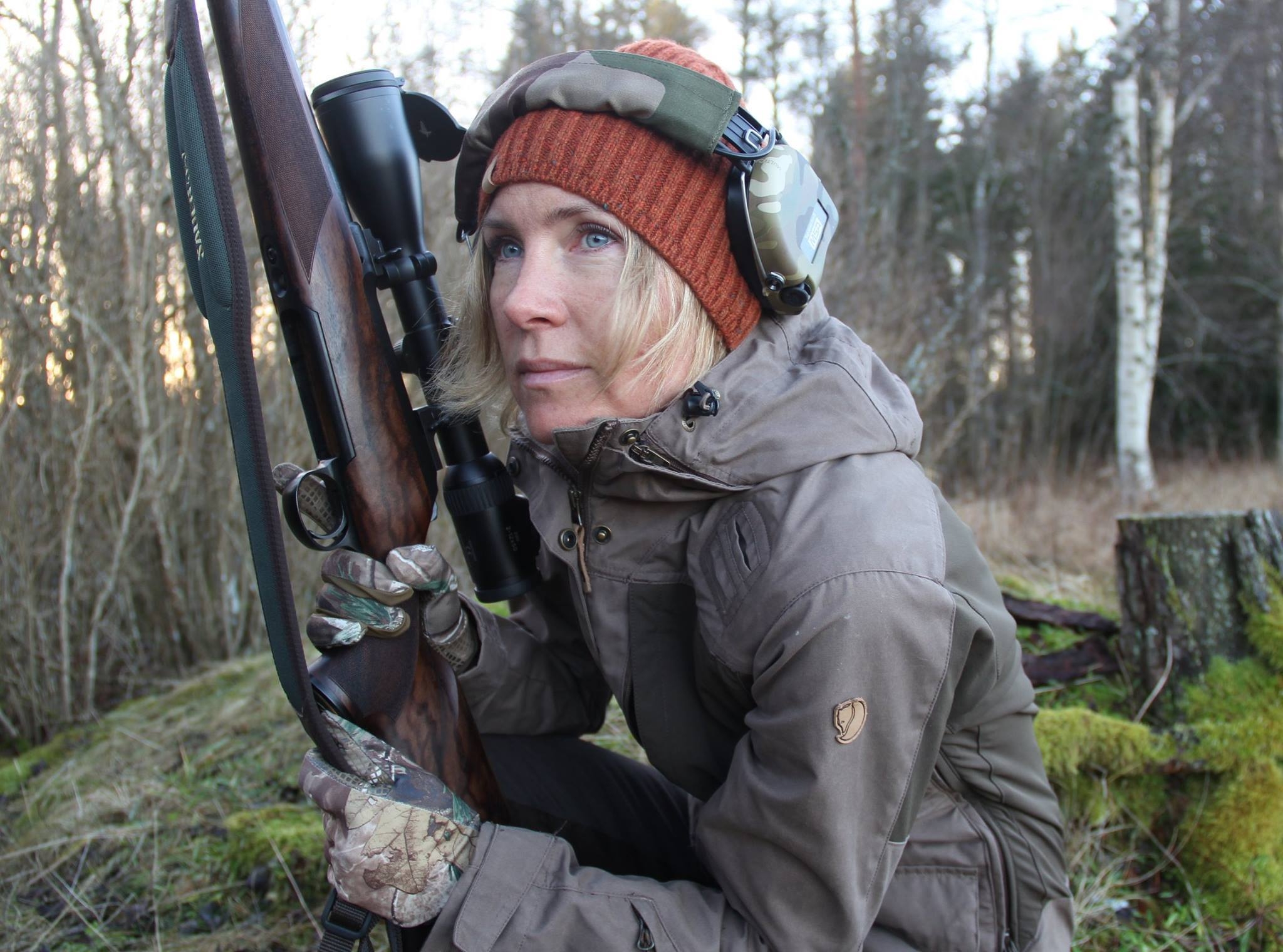 alljagd: Ulrika Karlsson Arne wurde auf der SHOT Show 2019 zur weltbesten Jägerin gekürt. Wir trafen Sie nun auf der Jagd & Hund!