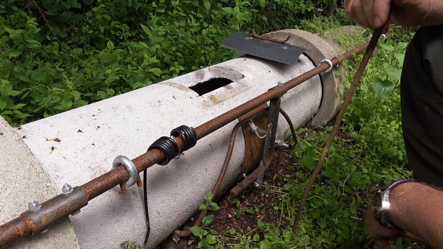 Fallenjagd ist moderner Naturschutz System der Betonrohrfalle