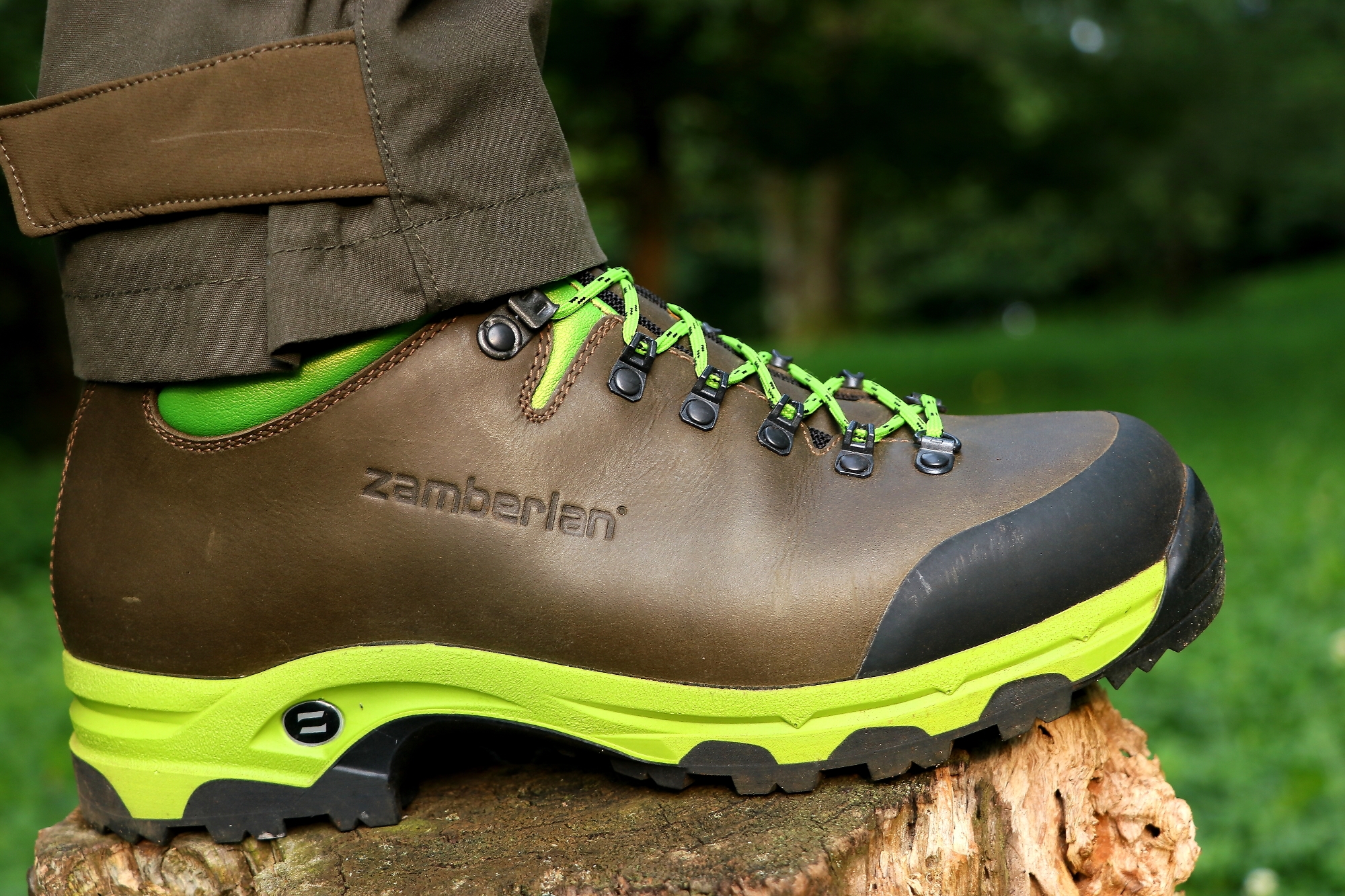 zamberlan: Test: Zamberlan JackRabbit Neon GTX Jagdstiefel in Signalfarbe zamberlan: Test: Zamberlan JackRabbit Neon GTX Jagdstiefel in Signalfarbe