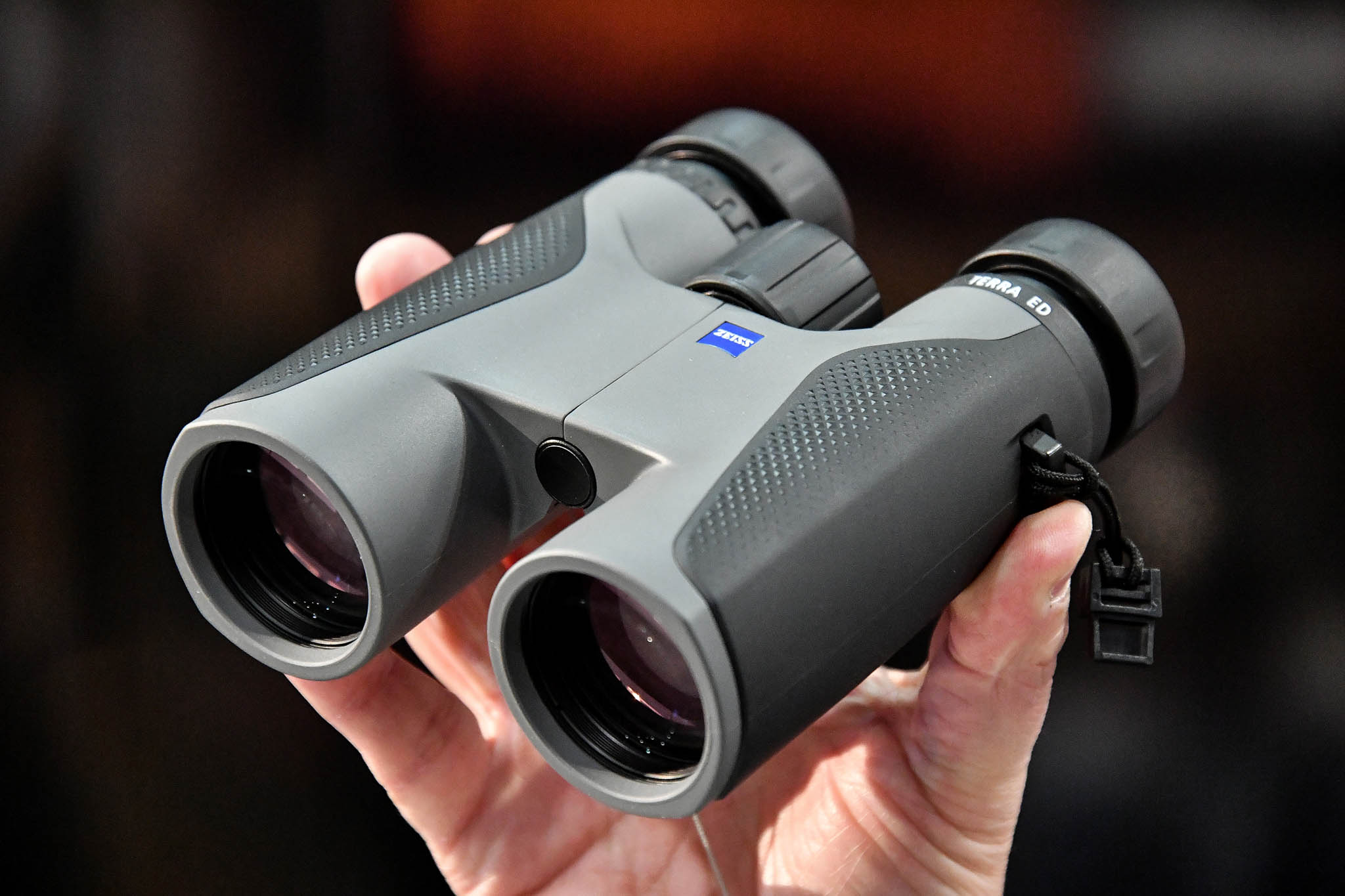 zeiss: ZEISS TERRA ED Ferngläser in neuer Farbe