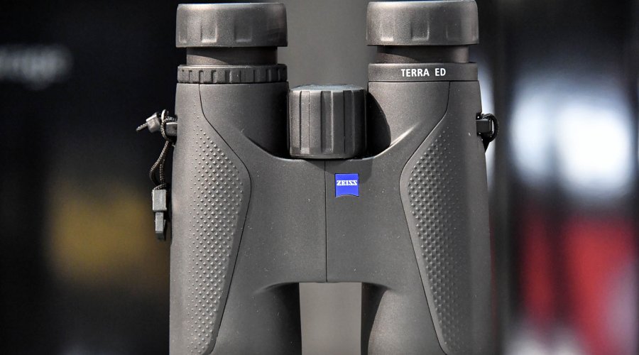 ZEISS TERRA ED Ferngläser mit neuer Farbe ZEISS TERRA ED 8x42 in schwarz
