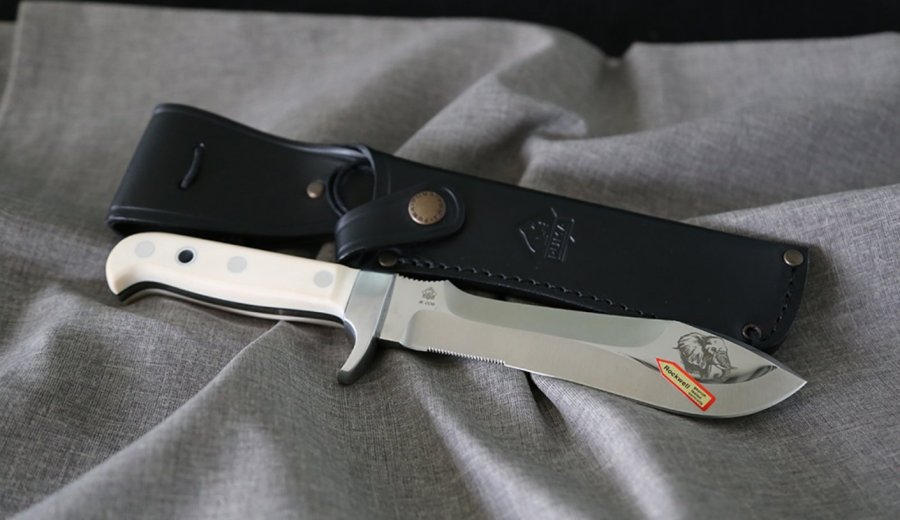 PUMA White Hunter Elefant