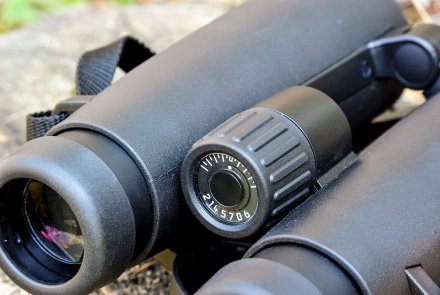 Fernglas Leica Noctivid im Test Fokussierrad des Fernglas Leica Noctivid