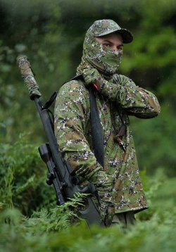 MerkelGEAR: Hochwertige Jagdbekleidung und Ausrüstung für Jägerin und Jäger – erhältlich bei Frankonia MerkelGEAR: Hochwertige Jagdbekleidung und Ausrüstung für Jägerin und Jäger – erhältlich bei Frankonia