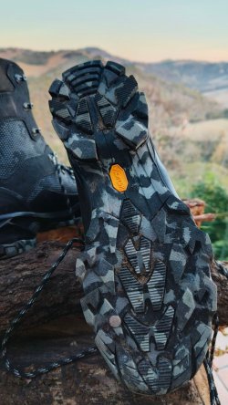 Zamberlan Adak 8 GTX RR WL: Neue, moderne Jagdstiefel für Pirsch und Ansitz im Winter