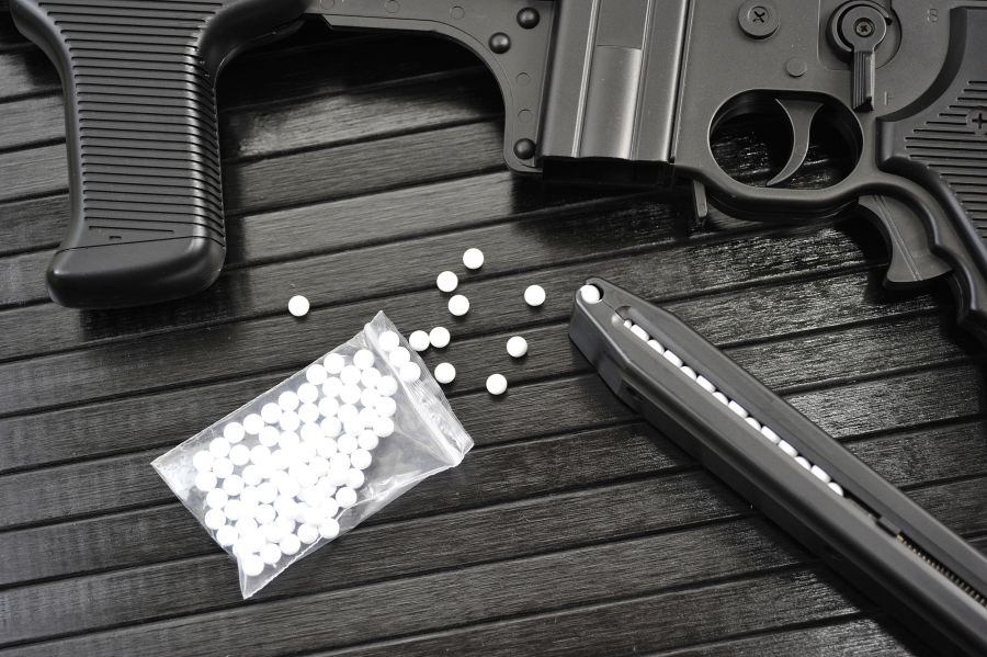 freie-waffen: Freie Waffen samt Zubehör in Deutschland: Airsoft & Co.