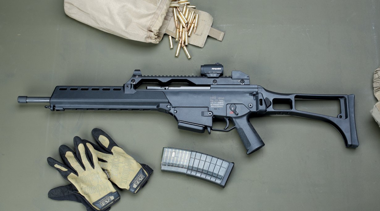 HK 243 SAR mit Magazin und Maxpedition Abwurfsack