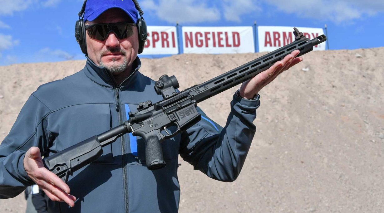 Springfied Armory AR-15 Saint Victor in .223 Remington präsentiert auf dem Industry Day at the Range.