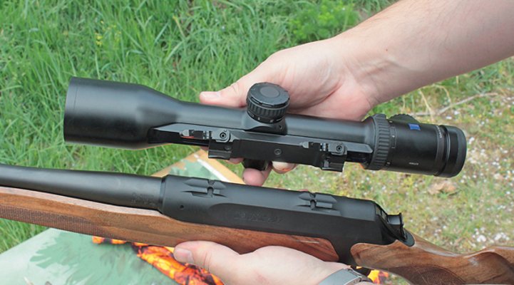 Zielfernrohr-Montage mittels Sauer-Universal-Montage