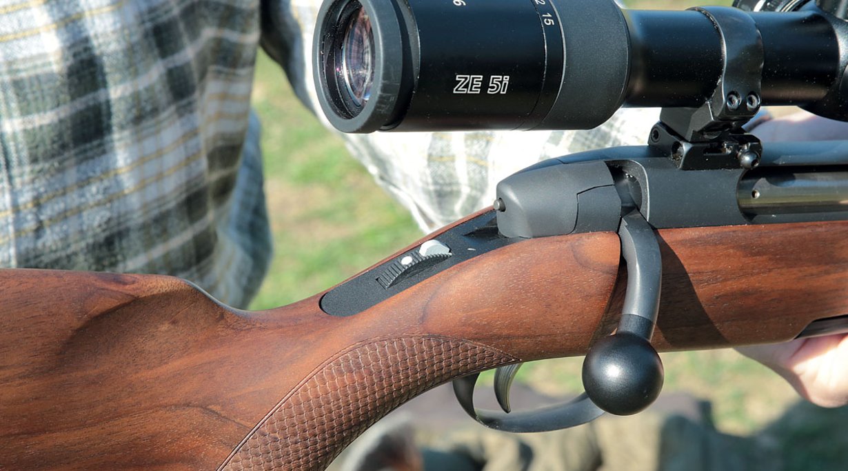 Die Steyr Mannlicher CL II im gesicherten Zustand.