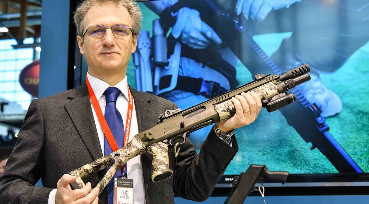 Fabarm STF 12 Compact 11” Pump-Action-Schrotflinte