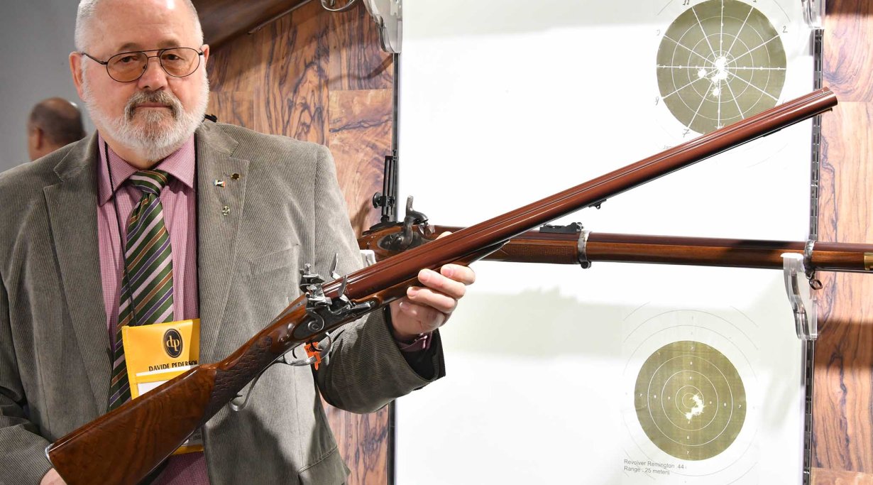 Pedersoli's Doppelflinte mit Steinschloss-Zündung 