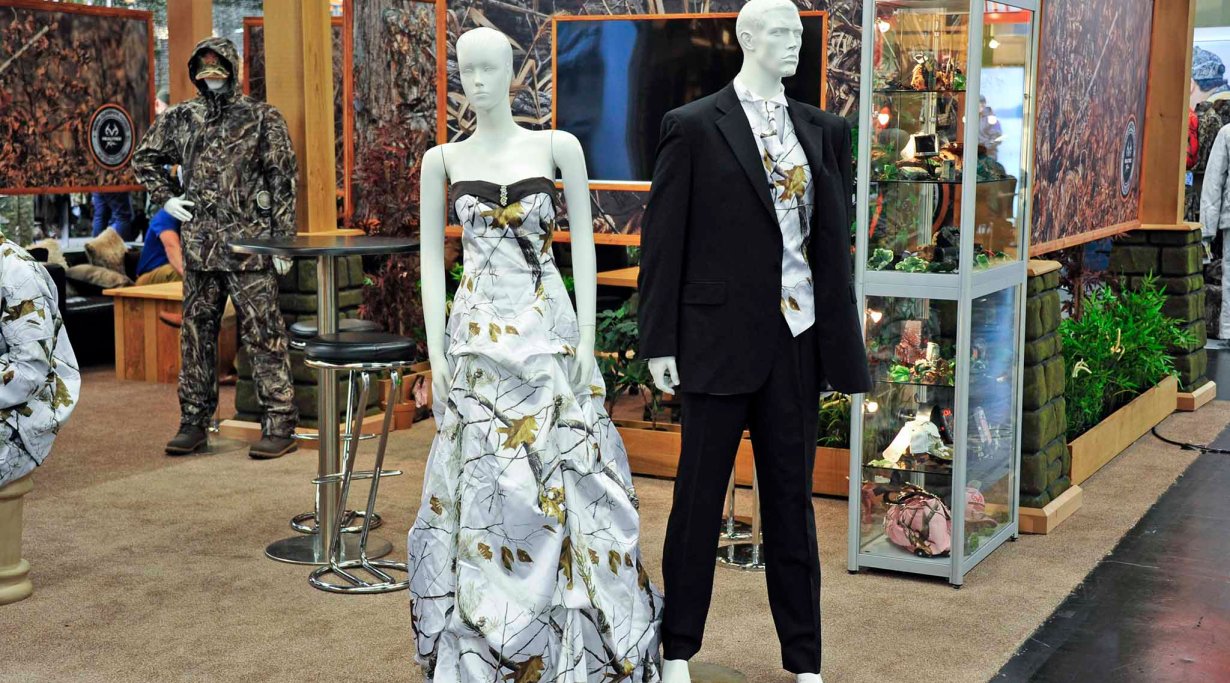 Wedding camo at IWA 2016