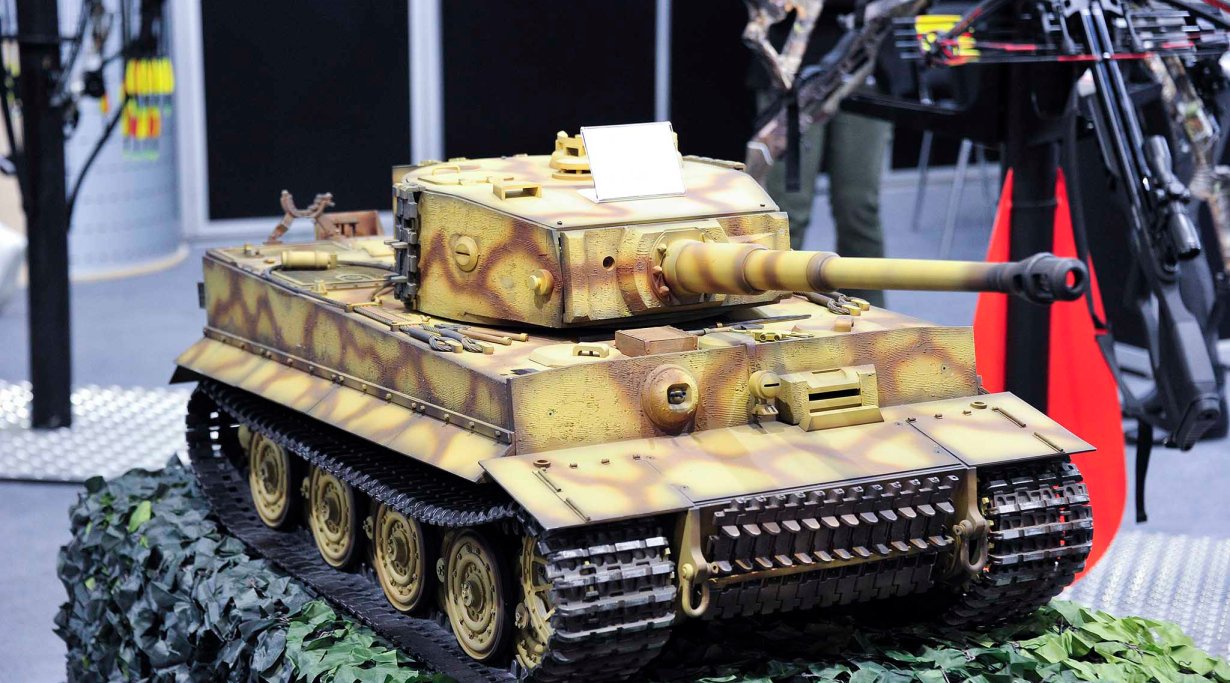 A Tiger panzer miniature, IWA 2016