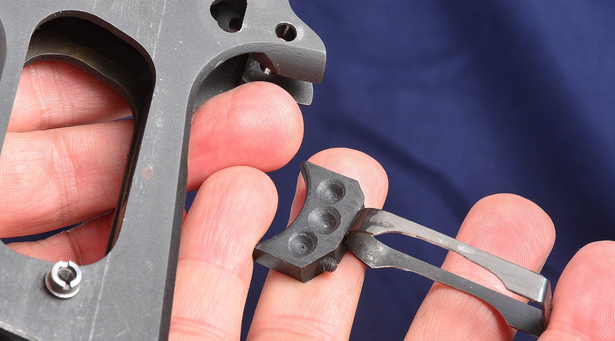 COLT 1911 Government .45 ACP komplett zerlegen