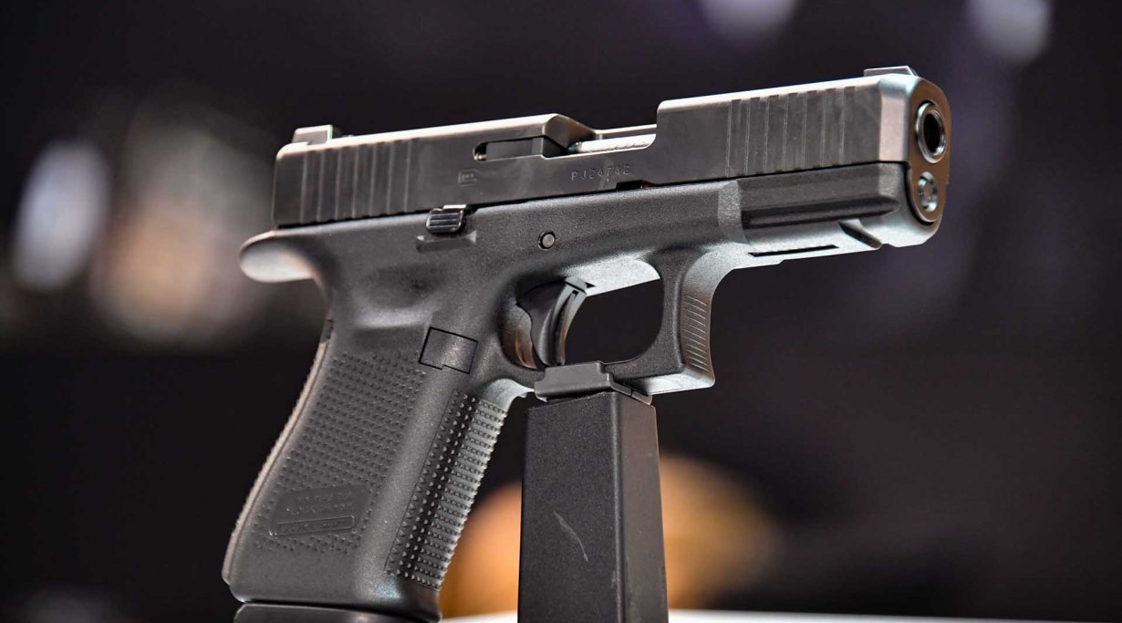 Glock G46 Pistole auf der IWA 2019