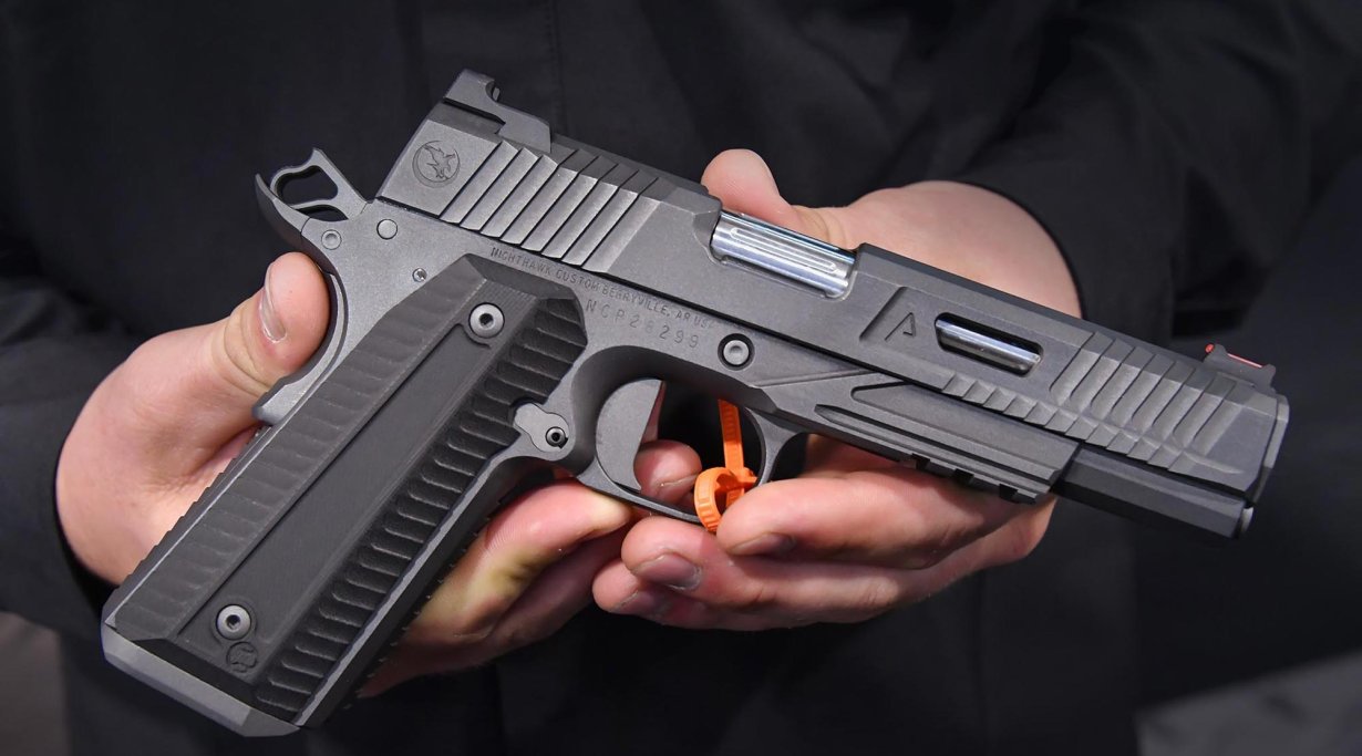 Nighthawk Agent 2 Pistole