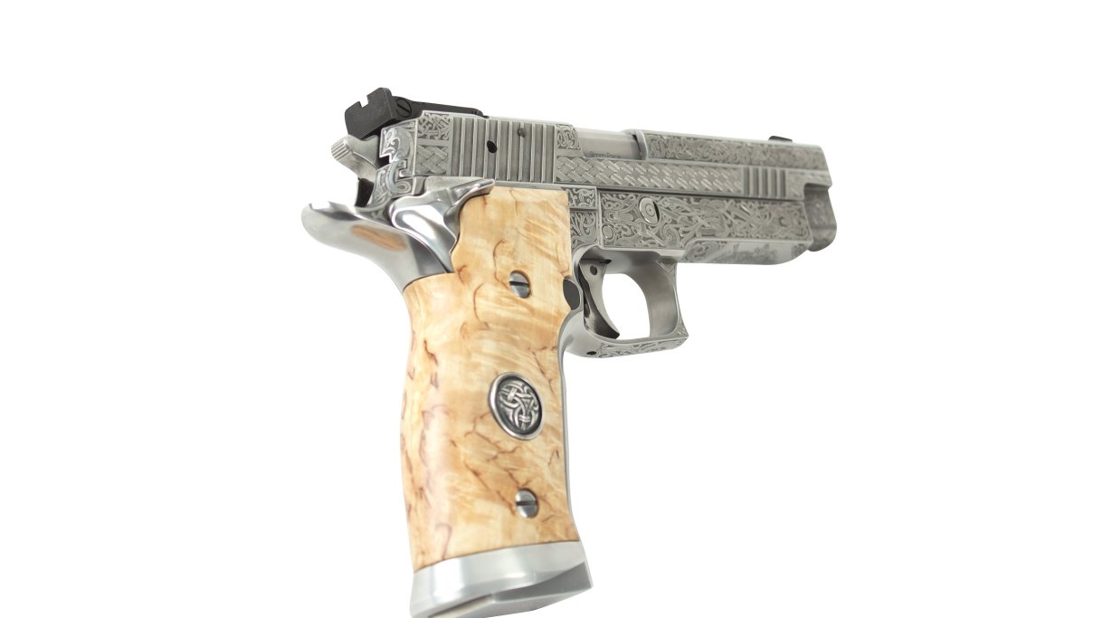 SIG SAUER MASTERSHOP - Design: TYR