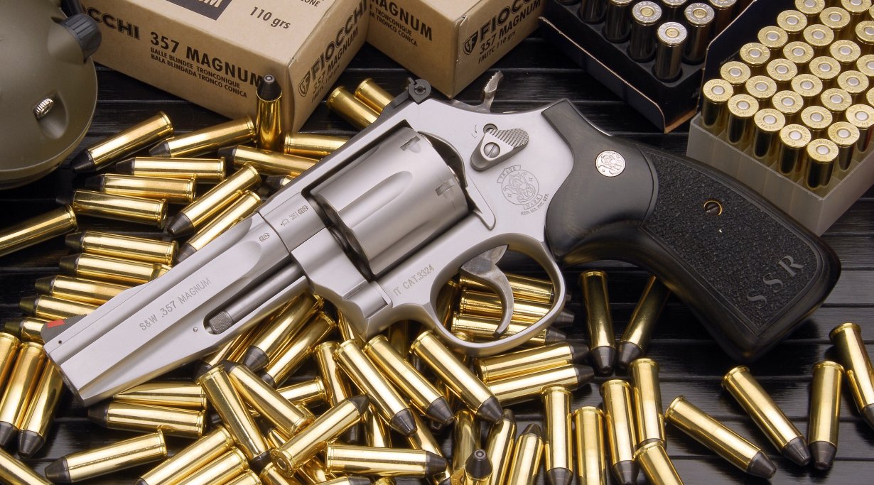 Revolver Smith&Wesson 686 SSR Pro 