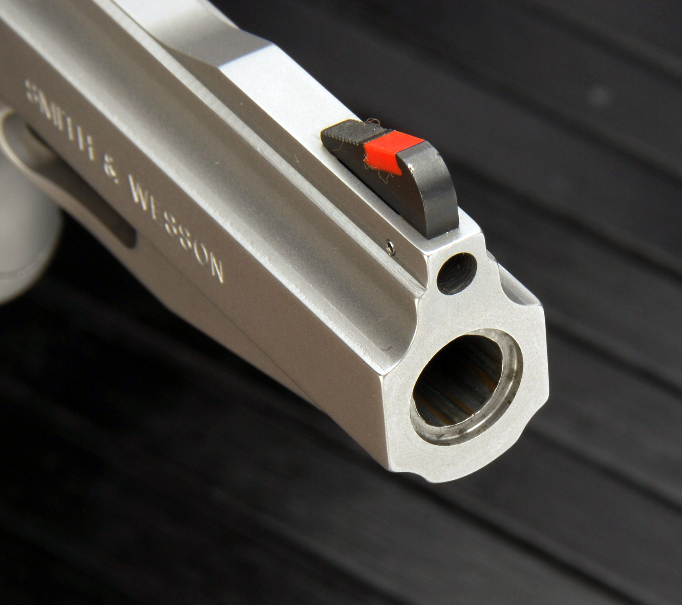 smith-und-wesson: Smith & Wesson in der Bildergalerie: Revolver 686 SSR Pro