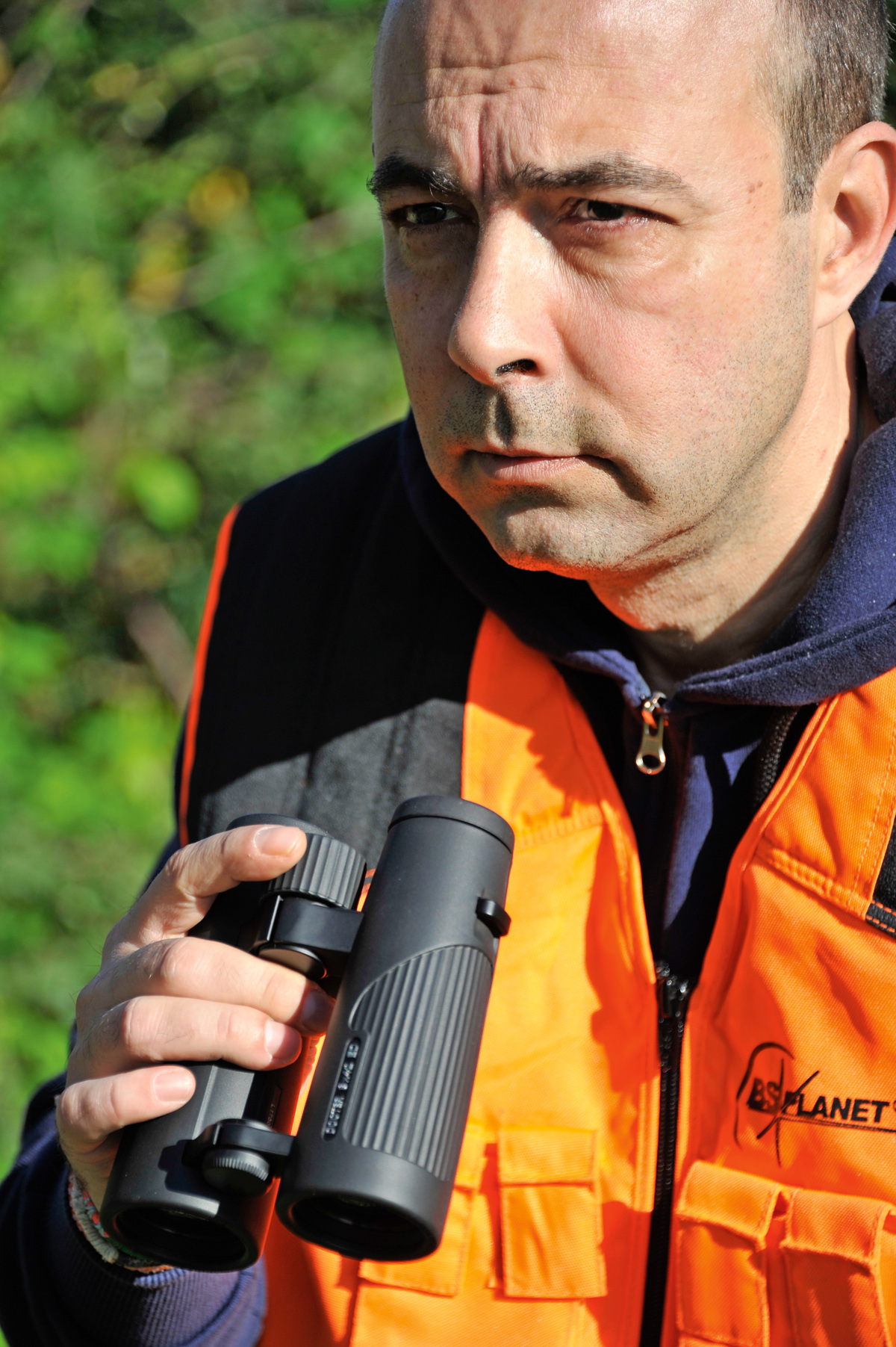 Die 8x42er mittelpreisigen Ferngläser von DOCTER, LEICA, MINOX und ZEISS