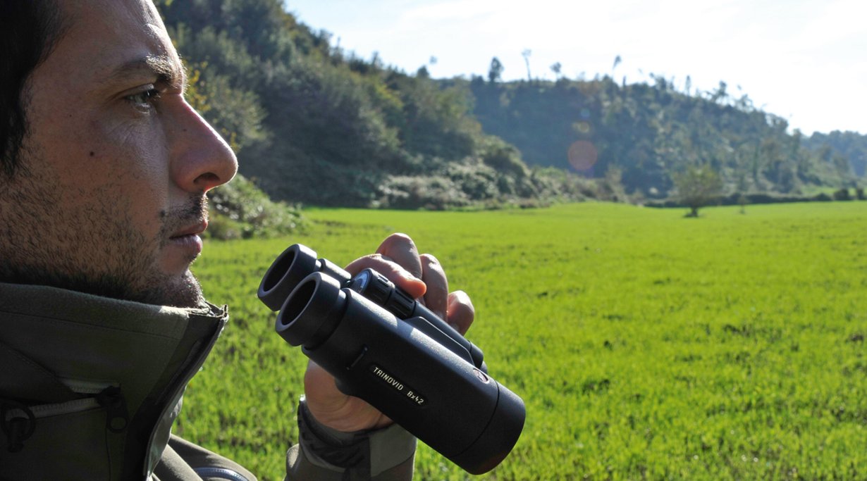 8x42er Mittelklasse Ferngläser von DOCTER, LEICA, MINOX und ZEISS
