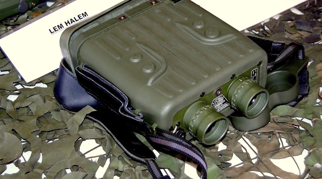 Tag der Bundewehr 2016: Zeiss Optronik HALEM Laser-Entfernungsmesser für das Militär.