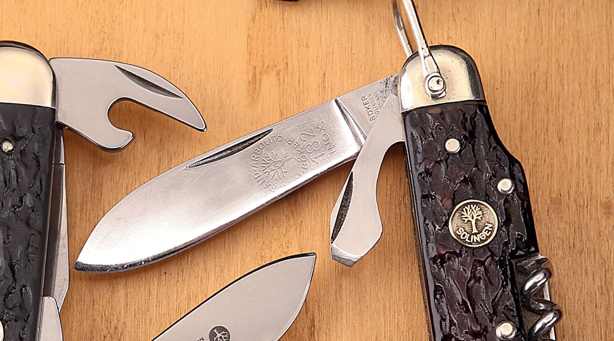 145 Jahre Böker Sportmesser - schwarze Hostaform-Schalen