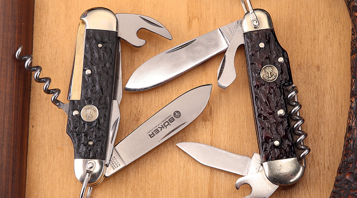 145 Jahre Böker Sportmesser - links neu, rechts aus den 1970er Jahren