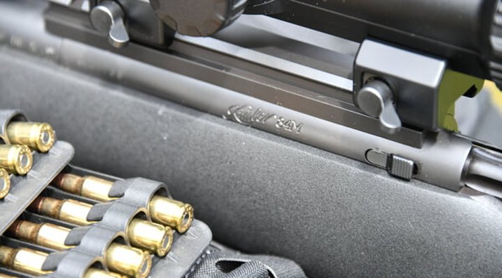 Test: Kimber 84M LPT Repetierbüchse in .223 Remington MIL-STD Picatinny-Schiene an der Repetierbüchse Kimber 84M LPT