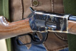 Pedersoli 1886 Sporting Classic Unterhebelrepetierbüchse Ladeöffnung der Pedersoli 1886