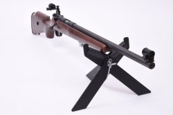 Savage Arms L144A1 für die britische Armee Savage Arms L144A1 mit Dreibein