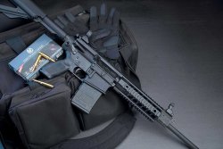 Test: SIG Sauer 716 Patrol Selbstladebüchse in .308 Winchester Halbautomatische Selbstladebüchse SIG Sauer 716 Patrol in Schwarz