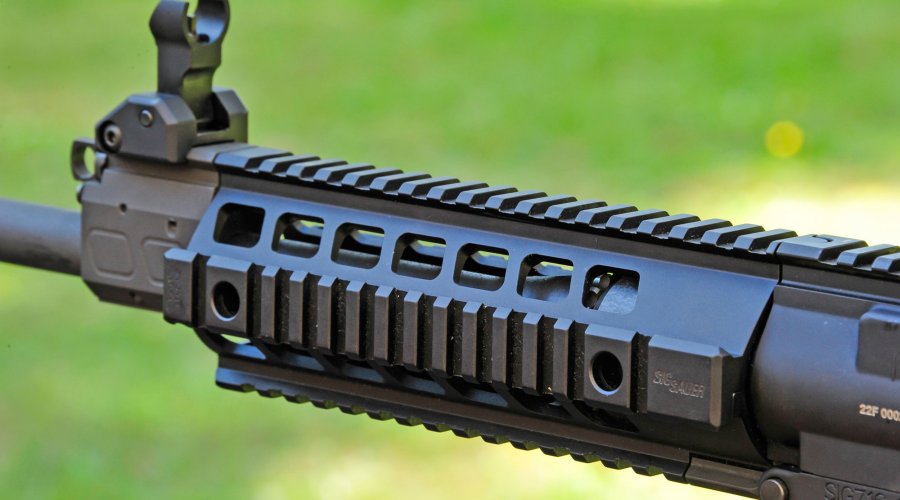 Handschutz mit Picatinny-Schiene SIG716