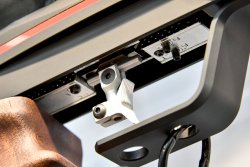 Anschütz Neuheiten 2017: Schalldämpfer und Druckluftgewehre Abzug des Anschütz Luftdruckgewehrs