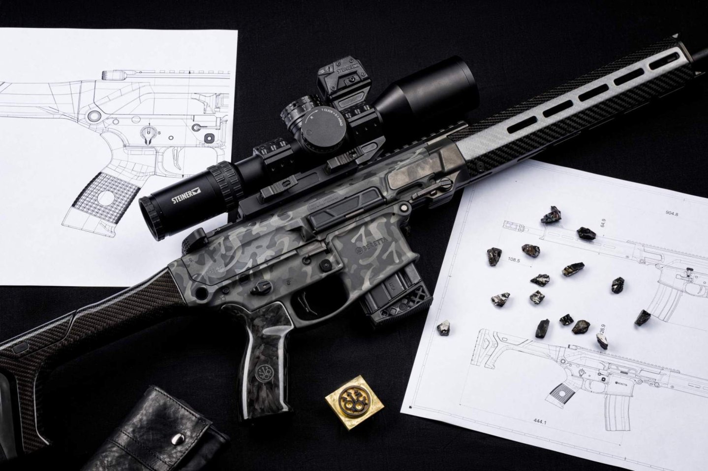 Beretta Titan im Kaliber 6,5 Grendel mit Zielscheibe.