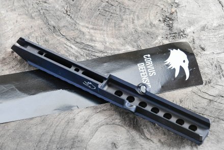 Die AUG Receiver Rail von Corvus Defensio: eine Picatinny-Schiene für das österreichischen Bullpup Steyr AUG