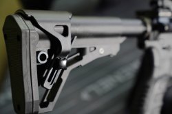 Schulterstütze der Haenel CR Serie.