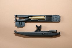 Bullpup-Halbautomat im Test: Das Desert Tech MDR in .308 Winchester Auswurfelemente der Büchse.