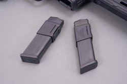German Sport Guns GSG-9: Die Modelle Sport und Rifle im ausführlichen Test Glock-Magazine mit Kapazität für 10 Patronen
