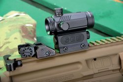 Test & Technik: GSG SIG Sauer MPX und GSG SIG Sauer MCX SIG Sauer Red Dot MPX in Detail
