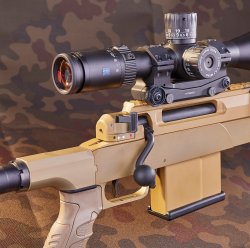 Präzision auf höchstem Niveau: Die neue Repetierbüchsen-Baureihe Haenel HLR für Longe Range-Schützen im Test  Die HLR 338 von Haenel kann mit einer sehr guten Verarbeitungsqualität punkten, das belegen die geringen Spaltmaße.