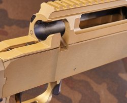 Präzision auf höchstem Niveau: Die neue Repetierbüchsen-Baureihe Haenel HLR für Longe Range-Schützen im Test  Das Hanel HLR 338 Basic besitzt eine integrale Picatinny-Schiene.