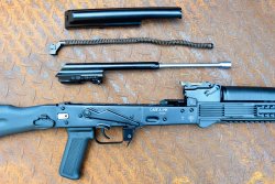 Test: Izhmash Saiga MK in 7,62x29 mm – wir waren mit der zivilen Kalaschnikow auf dem Schießstand Izhmash Saiga MK 7,62x39, Version 33 zerlegt