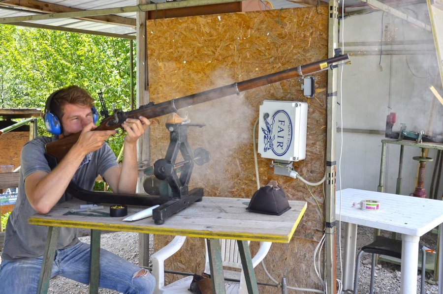 Pedersoli Whitworth Vorderlader-Gewehr im Test Pedersoli Whitworth auf dem Schießstand