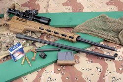 Test & Technik: Sako TRG M 10 in .308 Winchester Die Sako TRG M 10 in .308 Winchester in voller Montur in Vollansicht