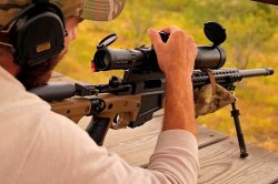 Scharfschützenwettbewerb: „Precision Rifle Series“ (PRS) Scharfschützenwettbewerb: „Precision Rifle Series“ (PRS)